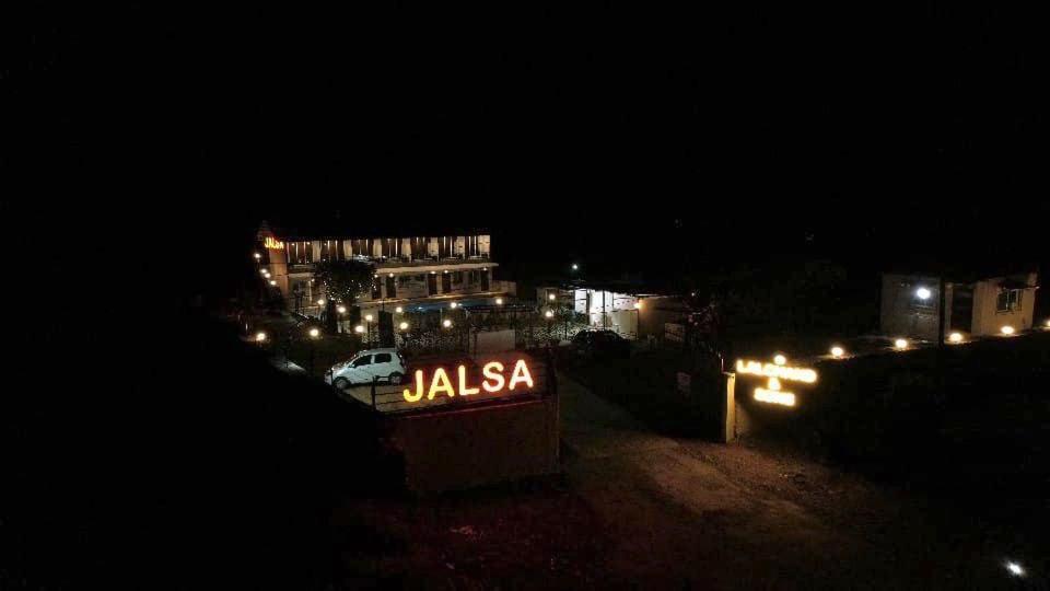 The Jalsa Resort ロナバラ エクステリア 写真